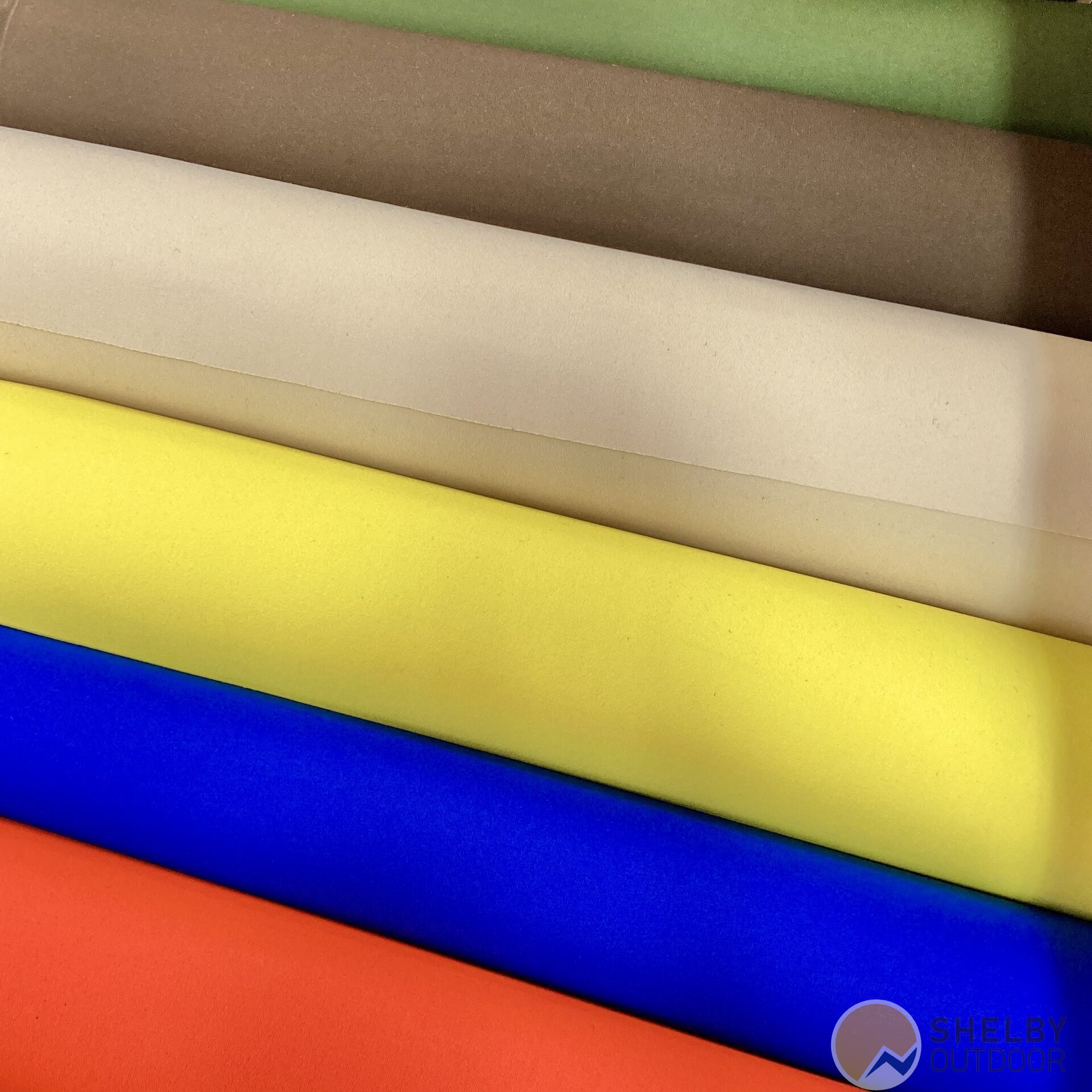 Neopreeni 4 mm, kangas toisella puolen, Tehdastilauksena Kokonainen n. 200 cm x 120 cm levy