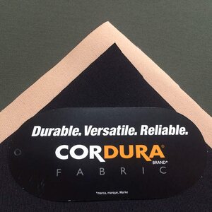 Cordura 330D, PU-pinnoitettu, vettähylkivyyskäsitelty (DWR) 190 g/m², Musta (3645)