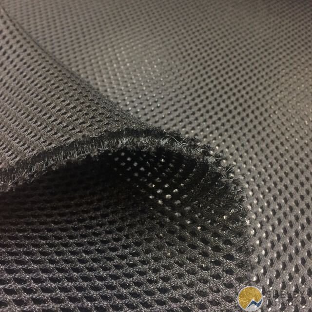 3D Pehmustettu verkko 6 mm, Musta (6608)